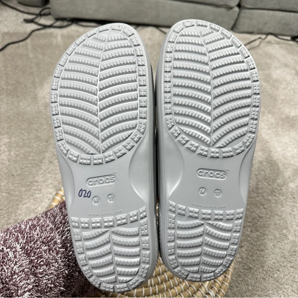 Crocs Men’s Classic Smiley Sandal Slip On Slippers Two Straps in Light Gray 11